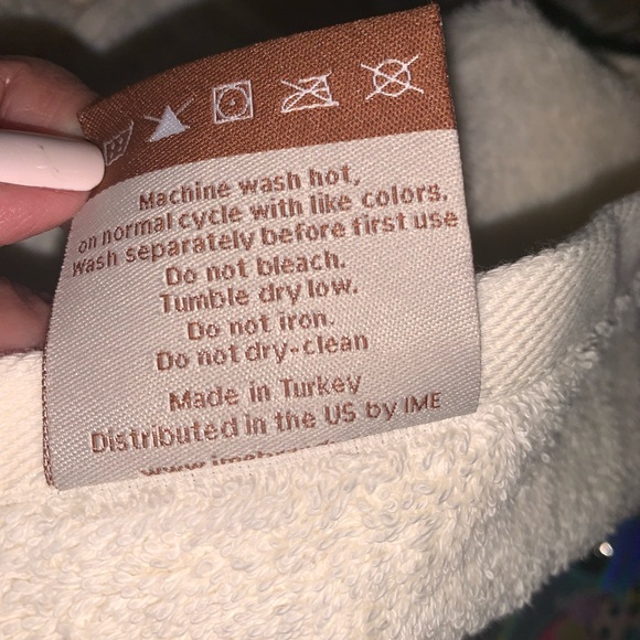 HYGGE Bath Towel - Picture 8 of 8